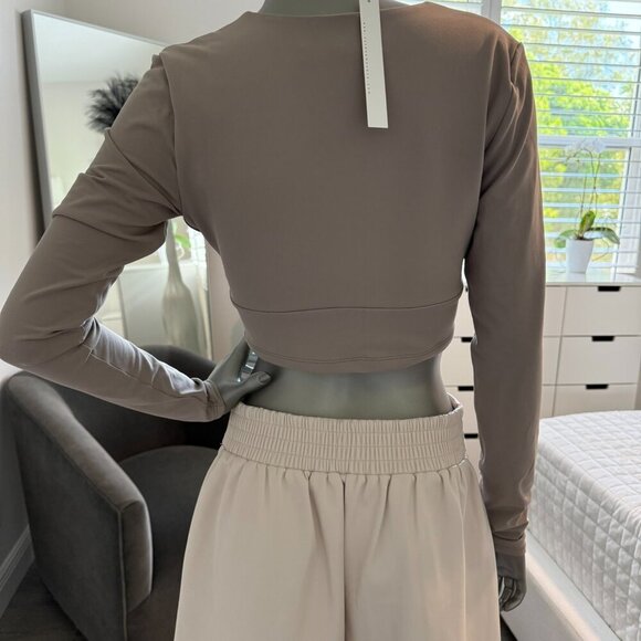 Susana Monaco x Revolve V Neck long sleeve crop top Tan  Sz S NWT - Picture 2 of 3